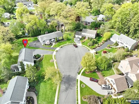 544 Hague Court Oradell NJ 07649