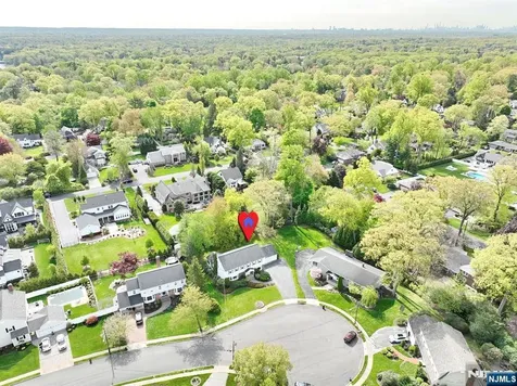 544 Hague Court Oradell NJ 07649