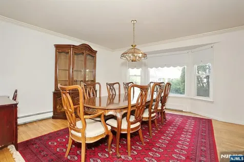 544 Hague Court Oradell NJ 07649