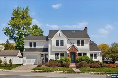 909 Ridgewood Road Millburn NJ 07041