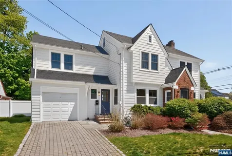 909 Ridgewood Road Millburn NJ 07041