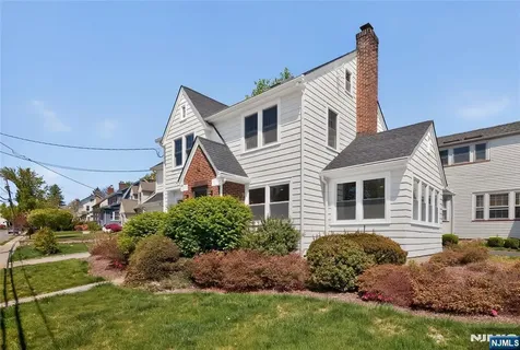 909 Ridgewood Road Millburn NJ 07041