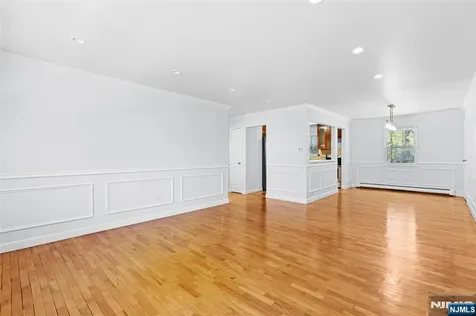 4D Lakeview Leonia NJ 07605
