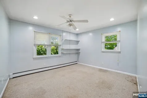 75 W Oakland Avenue Oakland NJ 07436