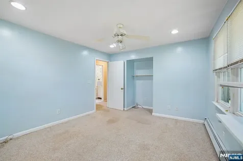 75 W Oakland Avenue Oakland NJ 07436