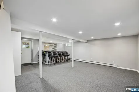 75 W Oakland Avenue Oakland NJ 07436