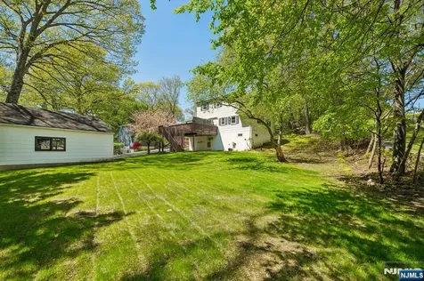 75 W Oakland Avenue Oakland NJ 07436