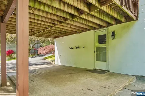 75 W Oakland Avenue Oakland NJ 07436