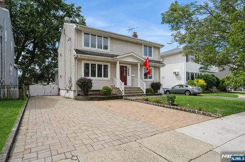 298 Nedellec Drive Saddle Brook NJ 07663