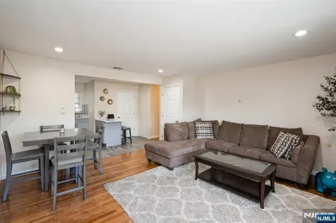 298 Nedellec Drive Saddle Brook NJ 07663