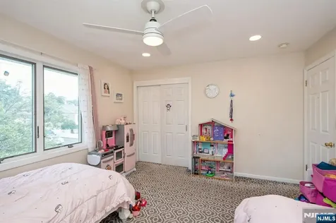 298 Nedellec Drive Saddle Brook NJ 07663