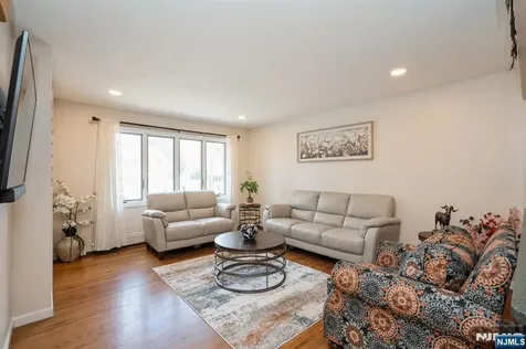 298 Nedellec Drive Saddle Brook NJ 07663
