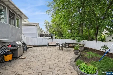 298 Nedellec Drive Saddle Brook NJ 07663