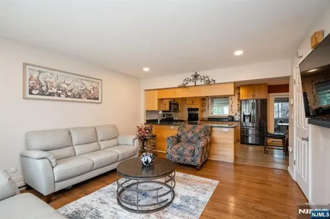 298 Nedellec Drive Saddle Brook NJ 07663