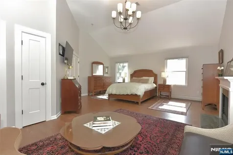 540 Burlington Street Paramus NJ 07652