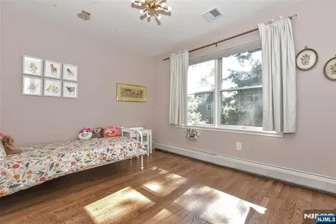 540 Burlington Street Paramus NJ 07652
