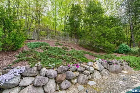 24 Molinari Drive Wanaque NJ 07465