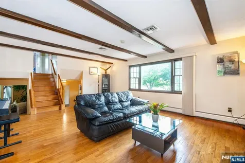 24 Molinari Drive Wanaque NJ 07465