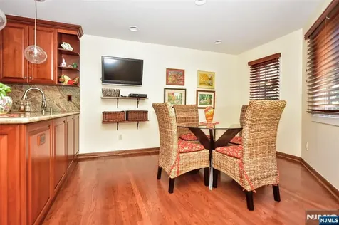 30 N Bayard Lane Mahwah NJ 07430