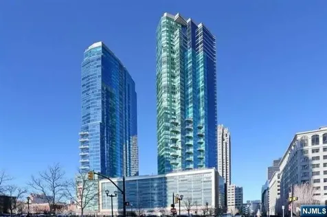 77 Hudson Street Jersey City NJ 07302