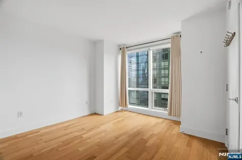 77 Hudson Street Jersey City NJ 07302
