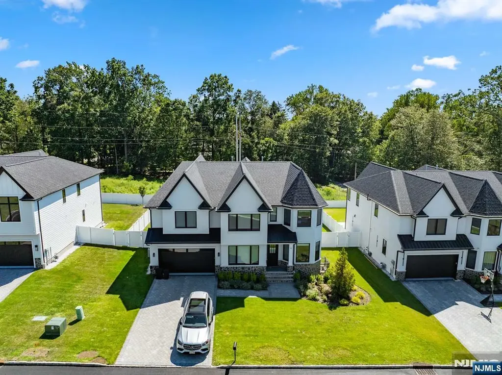 4 Wedgehill Lane Montvale NJ 07645