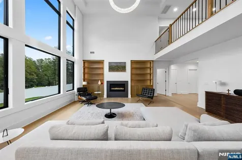 4 Wedgehill Lane Montvale NJ 07645