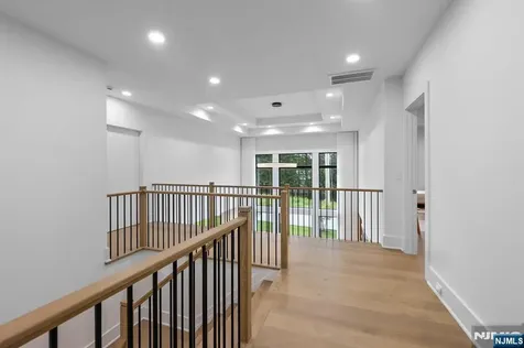 4 Wedgehill Lane Montvale NJ 07645