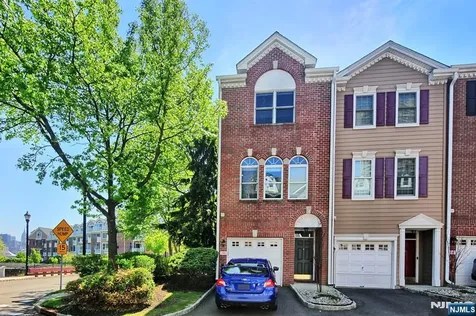249 Brower Court West New York NJ 07093