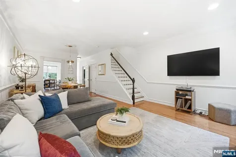 204 Swathmore Drive Nutley NJ 07110
