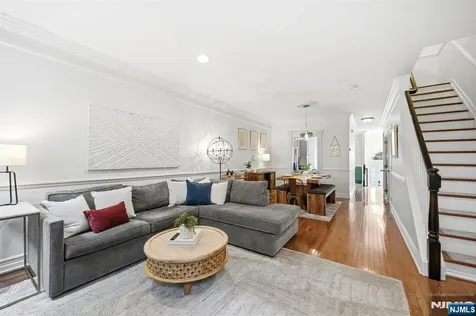 204 Swathmore Drive Nutley NJ 07110