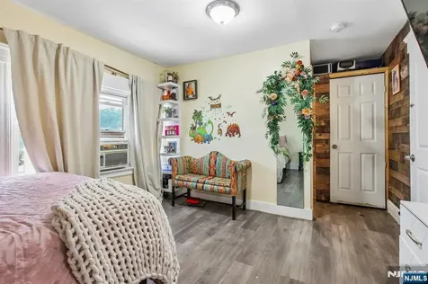 268 Halsted Street East Orange NJ 07018