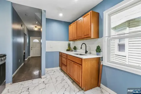 268 Halsted Street East Orange NJ 07018