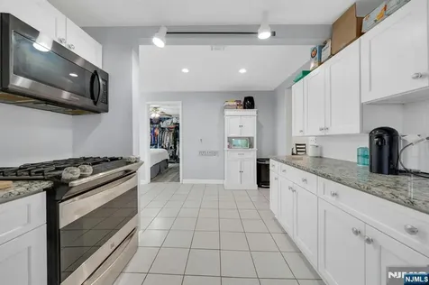 31 Roome Street Lincoln Park Borough NJ 07035