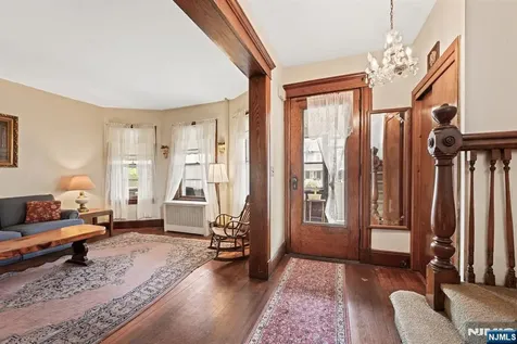 10 Beech Street Rutherford NJ 07070