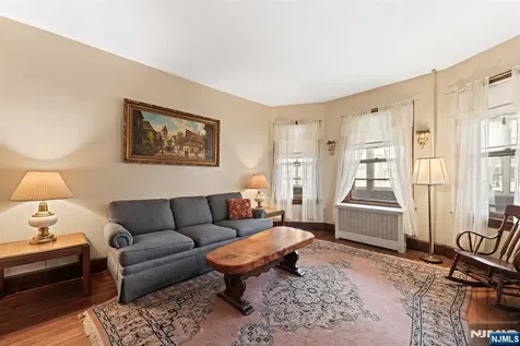 10 Beech Street Rutherford NJ 07070