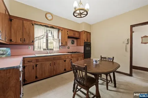 10 Beech Street Rutherford NJ 07070