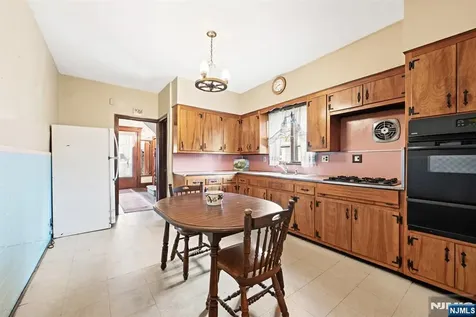 10 Beech Street Rutherford NJ 07070