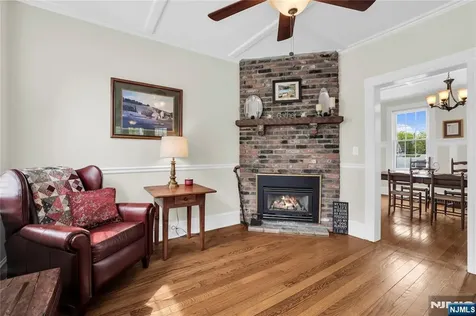 152 Long Hill Road Little Falls NJ 07424