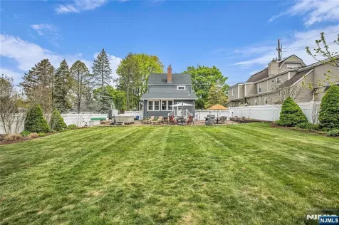 152 Long Hill Road Little Falls NJ 07424