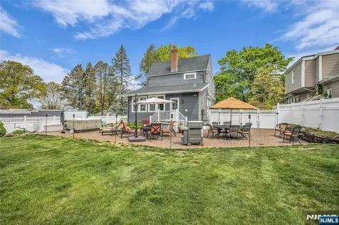 152 Long Hill Road Little Falls NJ 07424