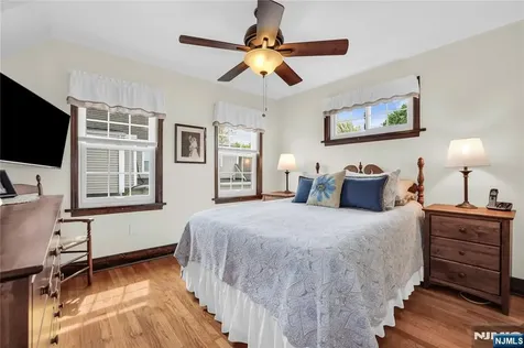 152 Long Hill Road Little Falls NJ 07424