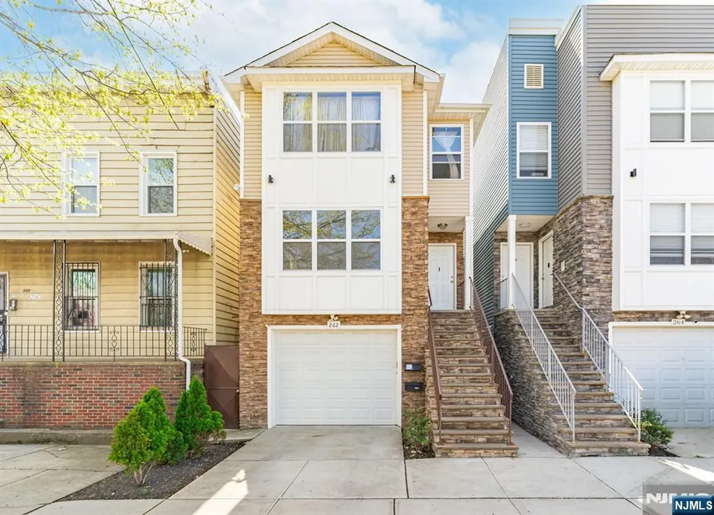 262 2nd Avenue Newark NJ 07107