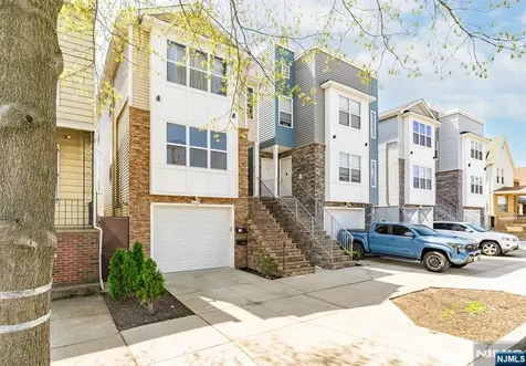 262 2nd Avenue Newark NJ 07107