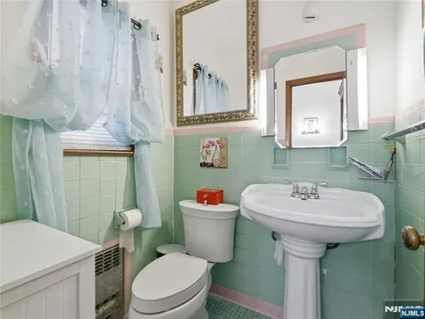 768 25th Street Paterson NJ 07504