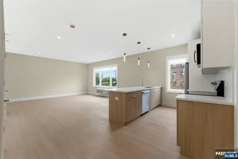 850 Broad Avenue Ridgefield NJ 07657