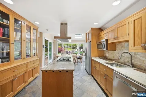 46 Wierimus Lane Hillsdale NJ 07642