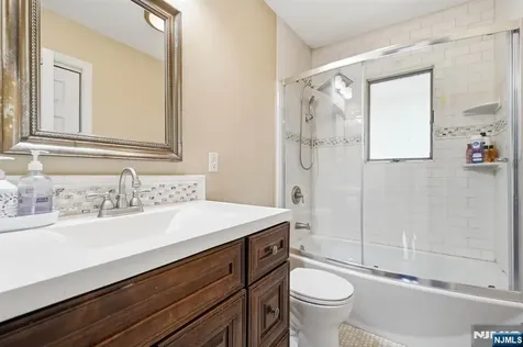 46 Wierimus Lane Hillsdale NJ 07642