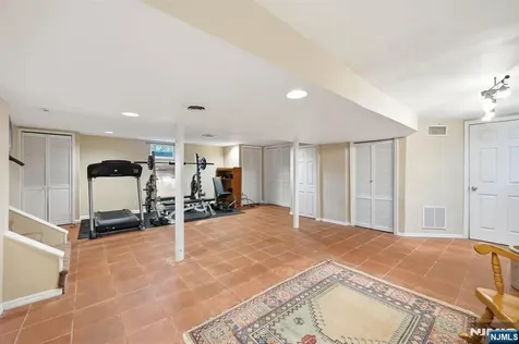 46 Wierimus Lane Hillsdale NJ 07642