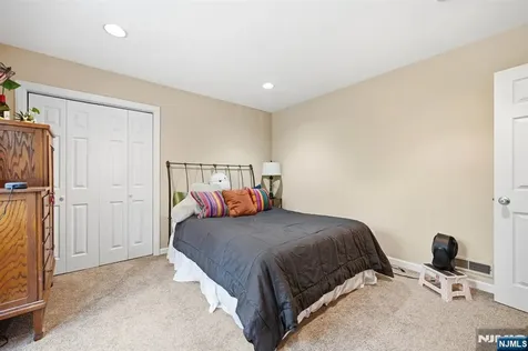 46 Wierimus Lane Hillsdale NJ 07642